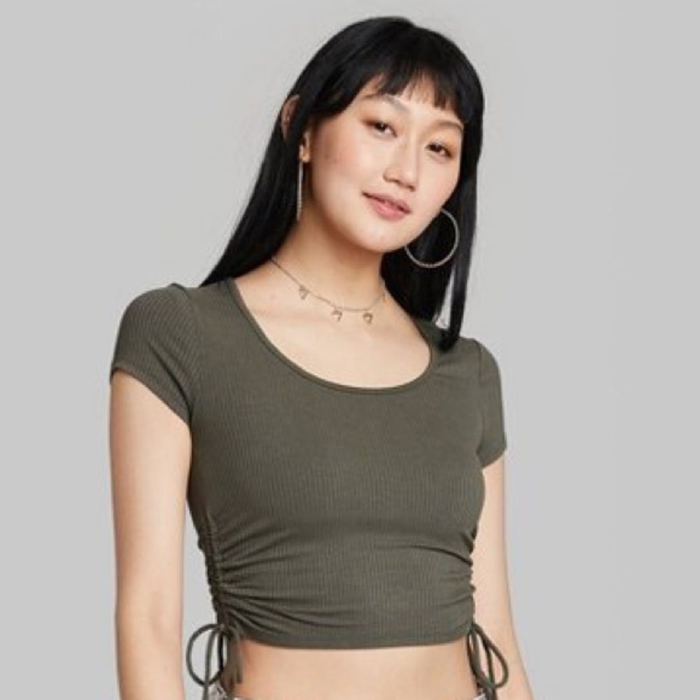 🆕Wild Fable crop top